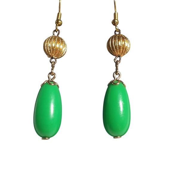 Gold Tone Green Drop Earrings Ribbed Bead Fishhook Back Lightweight Jewelry Gift - Picture 2 of 4